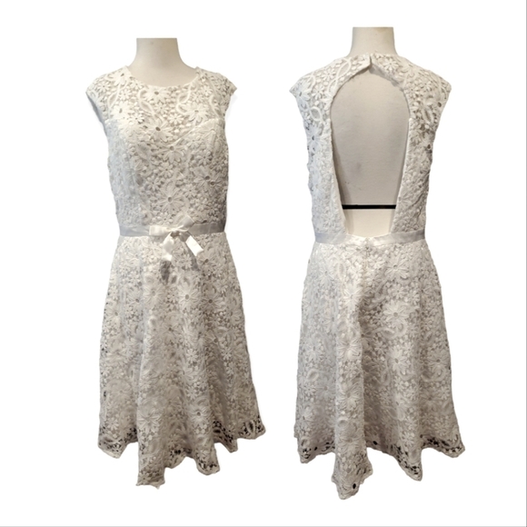 NEW Sue Wong Lace Open Back Dress Size 12 - Picture 1 of 16